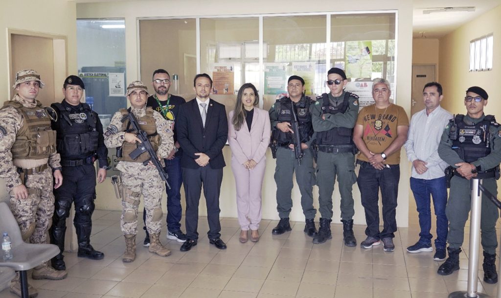 MP Eleitoral discute com Justiça e Polícias estratégias para garantir segurança no fim de semana das eleições em Jaguaruana 