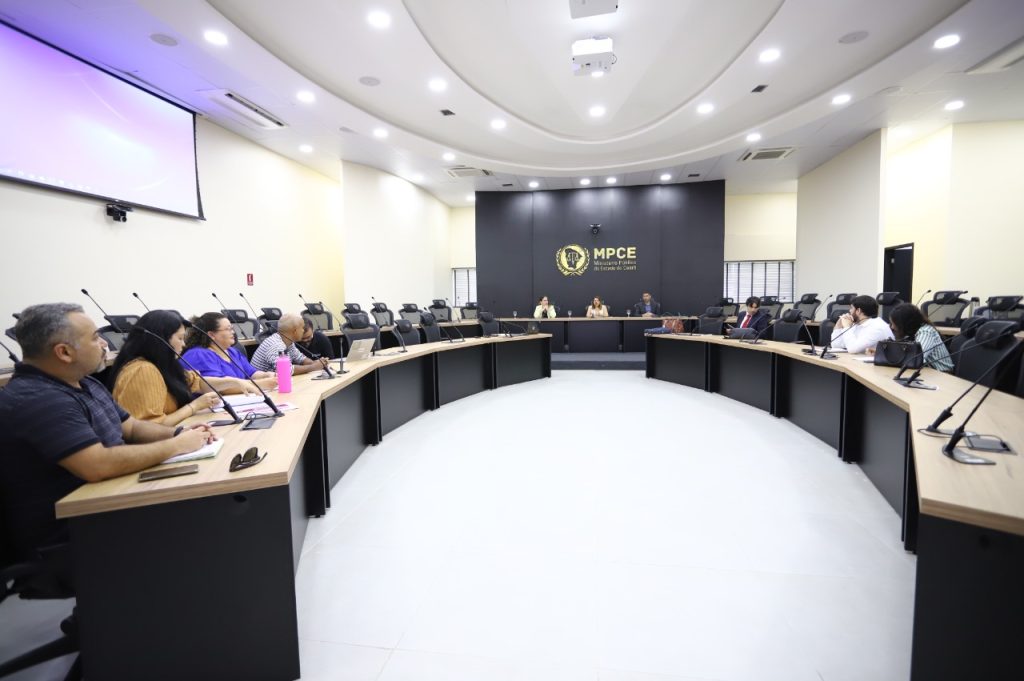 MPCE realiza oficina de projetos para o Fundo de Defesa dos Direitos Difusos (FDID) voltada a representantes de órgãos e entidades públicas 