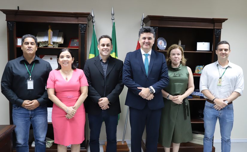 PGJ recebe secretário da Fazenda do Ceará e dialoga sobre fortalecimento de cooperação entre instituições