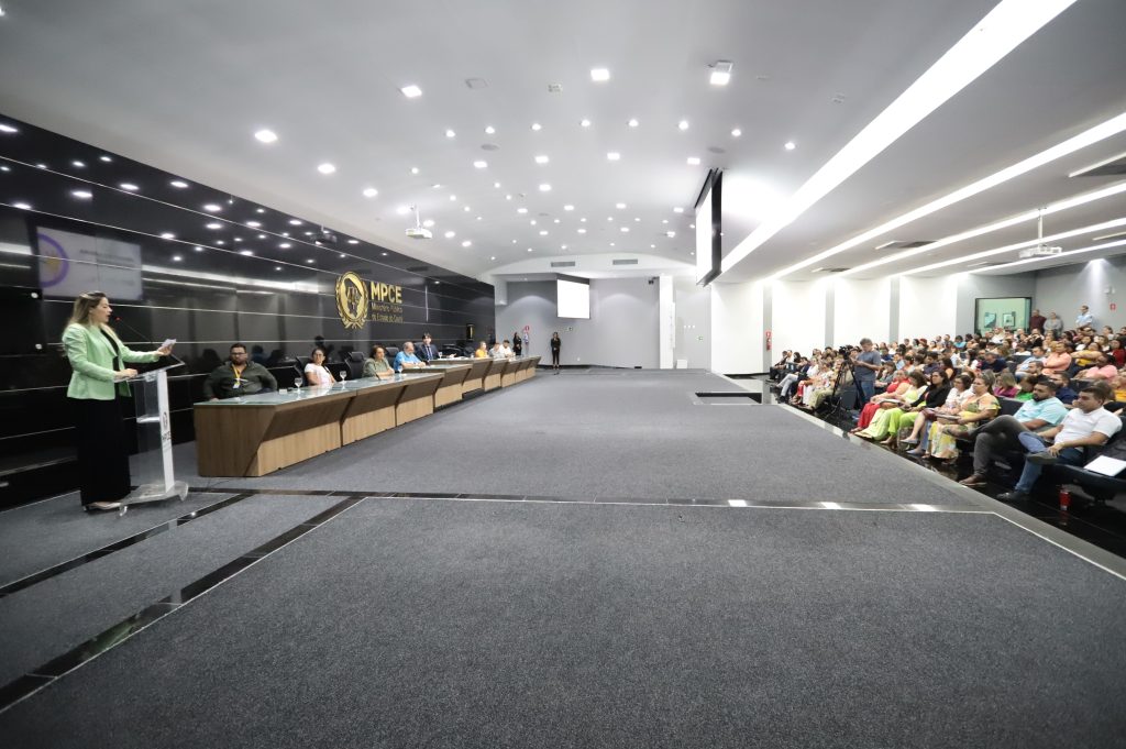 MPCE discute diretrizes para processo de escolha do Conselho Tutelar 2023 em evento realizado nesta terça-feira (28)