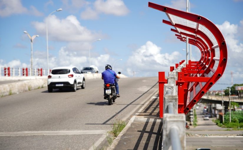 Após atuação do MPCE, Prefeitura de Fortaleza instala barreiras de proteção no viaduto do Antônio Bezerra  