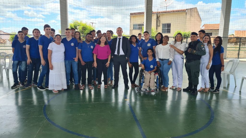 MPCE leva debate sobre violência contra a mulher para escolas do município de Independência 