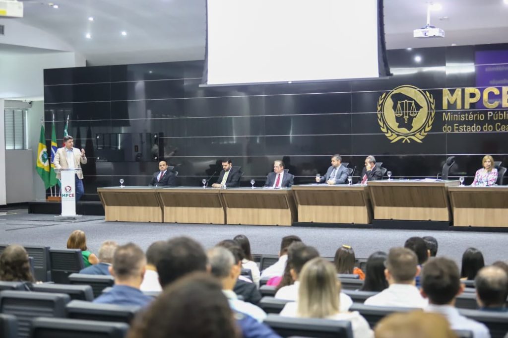 MPCE discute sustentabilidade e fiscalização de regimes próprios de previdência municipais em seminário realizado nesta sexta (07)