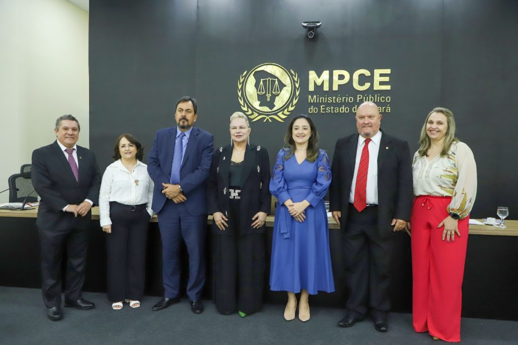 MPCE aponta conciliação e diálogo interinstitucional como caminhos para desjudicialização da saúde  