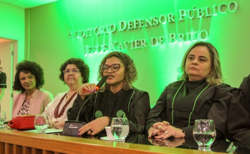 MPCE participa de posse da primeira quilombola a assumir ouvidoria da Defensoria Pública do Estado