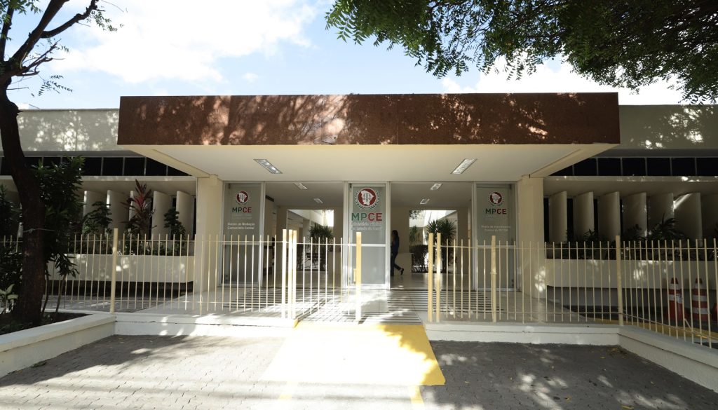 PGJ inaugura novo Posto de Atendimento do Decon e Núcleo de Mediação Comunitária na região central de Fortaleza