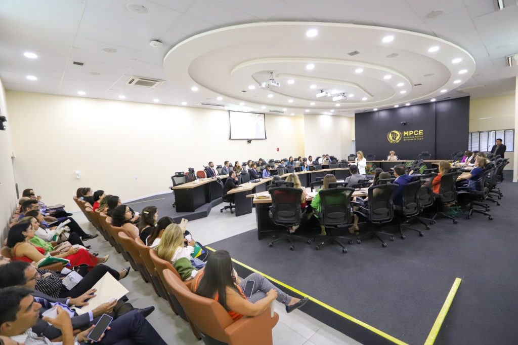 Segundo dia da Semana do MP 2023 tem palestras sobre Ministério Público resolutivo, combate à violência doméstica e mulheres no Sistema de Justiça 