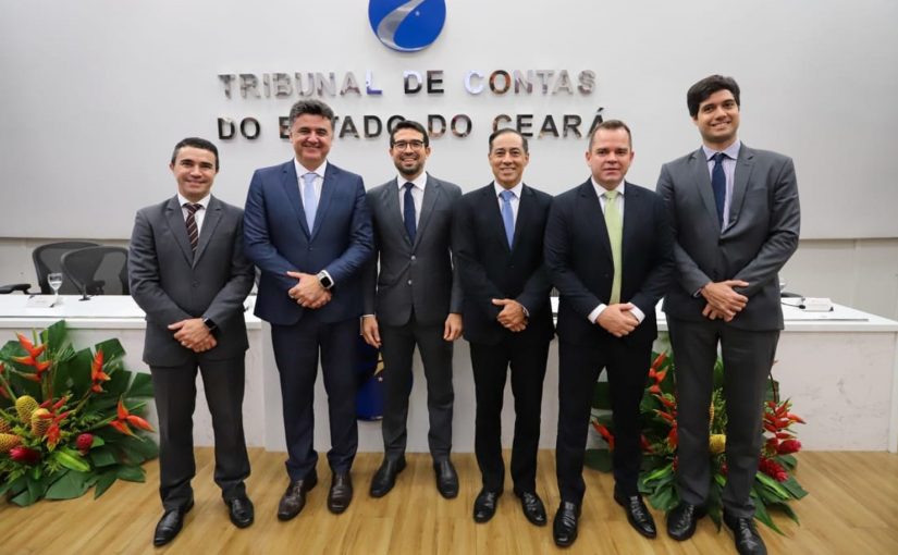 PGJ participa de posse do novo presidente do Tribunal de Contas do Ceará