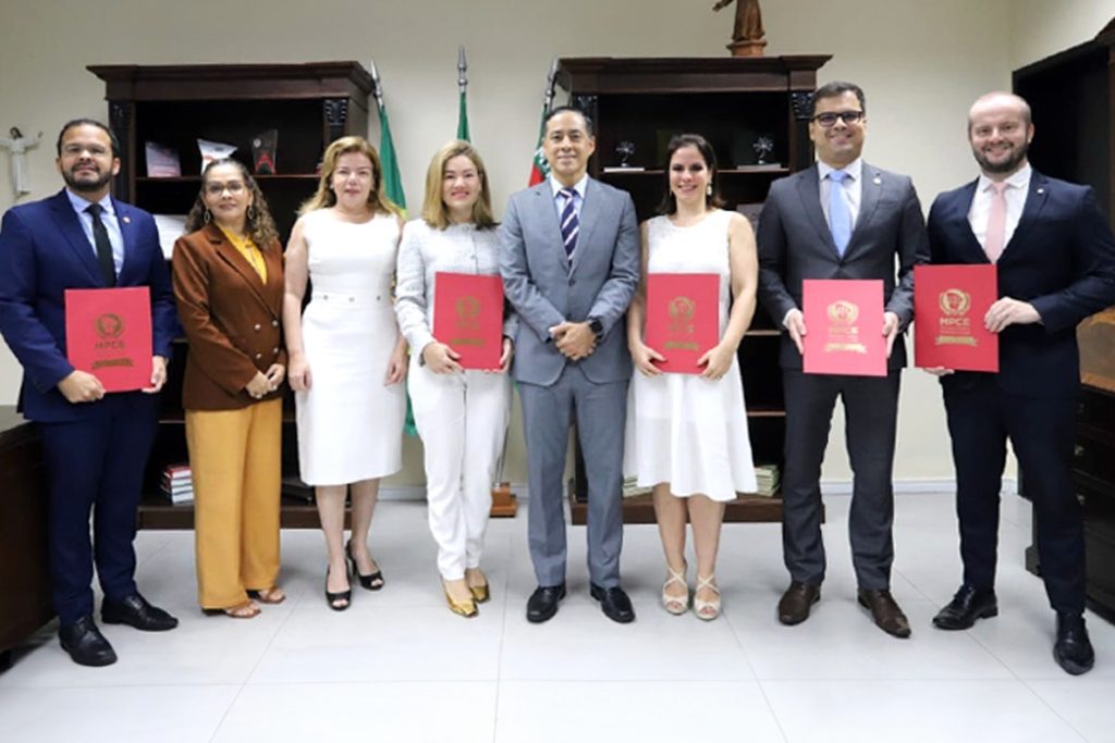 Promotores de Justiça promovidos e removidos entram em exercício em comarcas da Entrância Intermediária e Inicial