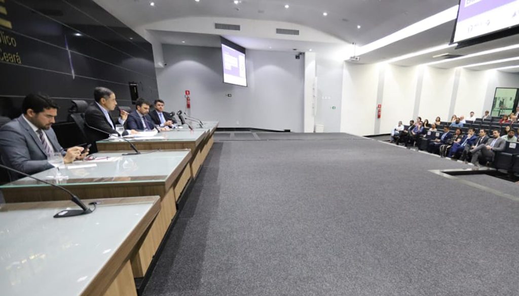 MP do Ceará e TCE se unem para garantir cumprimento da lei do saneamento básico e da política de resíduos sólidos