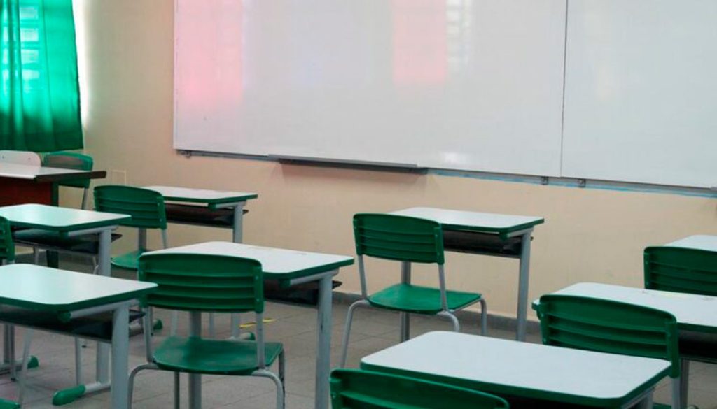 MP do Ceará cobra na Justiça ressarcimento de valores pagos pela Prefeitura de Morada Nova por obras superfaturadas em escolas  