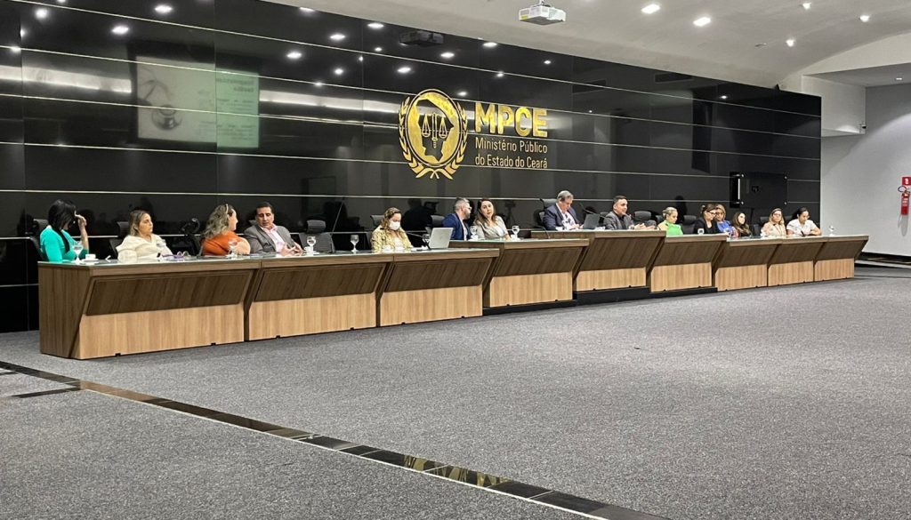 Em audiência pública, MP do Ceará cobra melhorias no atendimento de pessoas com Transtorno do Espectro Autista (TEA) no SUS  