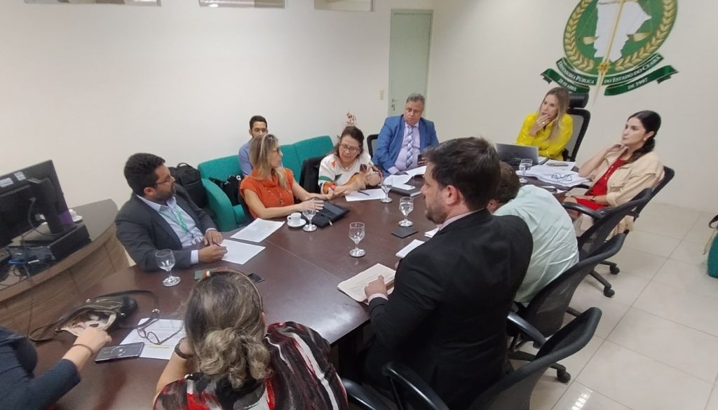 Após acordo firmado em audiência com MP do Ceará e Defensoria, Unimed e Clínica Adaptro repactuam contrato para prestar atendimento a pacientes com TEA