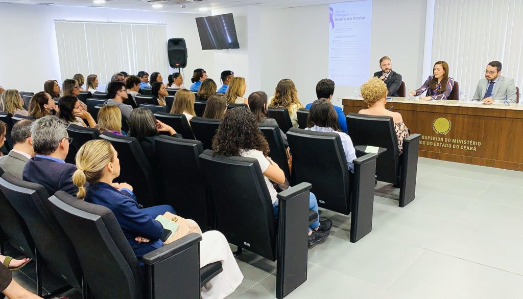 Enfrentamento à violência contra mulher é tema de ciclo de debates promovido pelo MP do Ceará nesta sexta-feira (23)