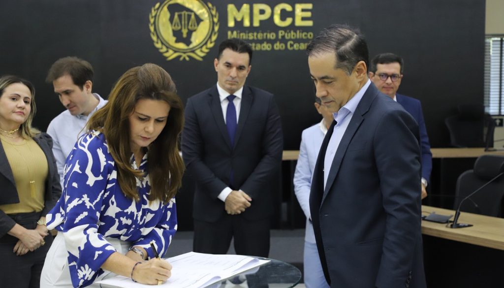 MP do Ceará e representantes da Indústria, Comércio e Serviços assinam protocolo para combater racismo estrutural nas relações de consumo