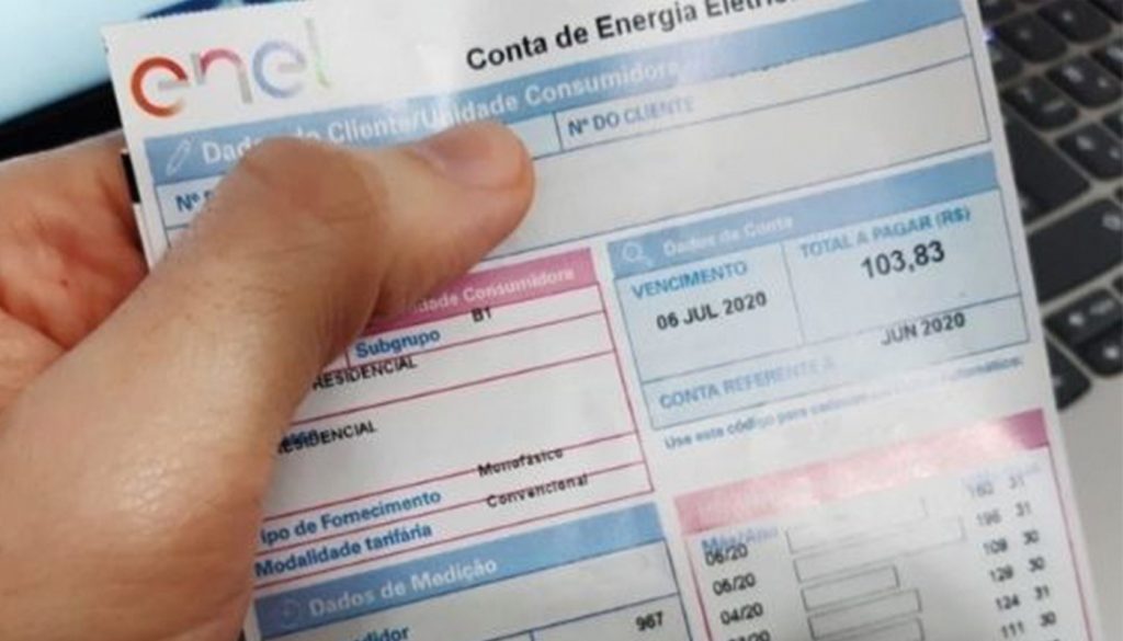 Decon notifica Enel por cobrança irregular de doações na conta mensal sem autorização prévia do consumidor 
