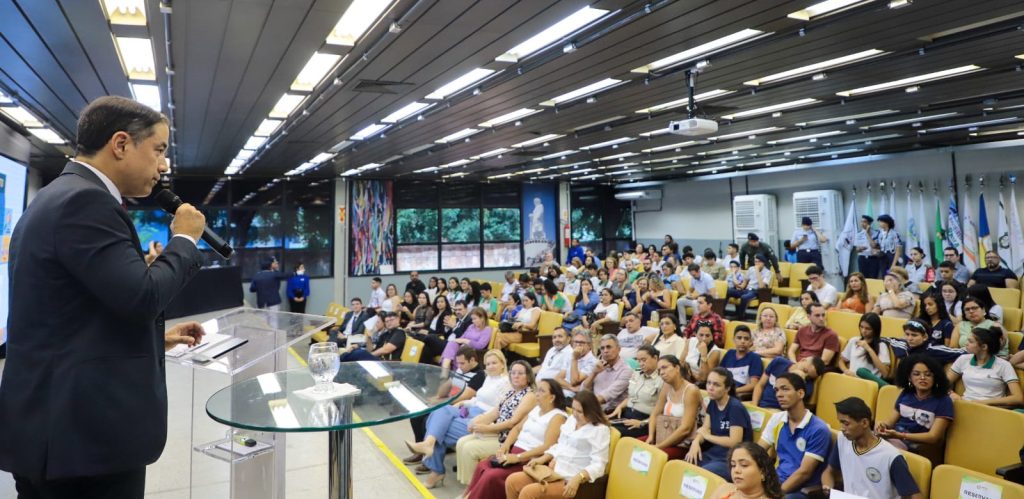 MP do Ceará celebra resultados do programa “O Sistema de Justiça vai à Escola” que impactou mais de 4.500 estudantes de Juazeiro do Norte  