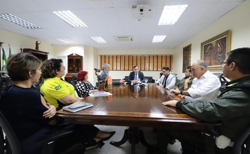 MP do Ceará, Detran e PRE criam grupo de trabalho para intensificar fiscalização do transporte escolar no estado 