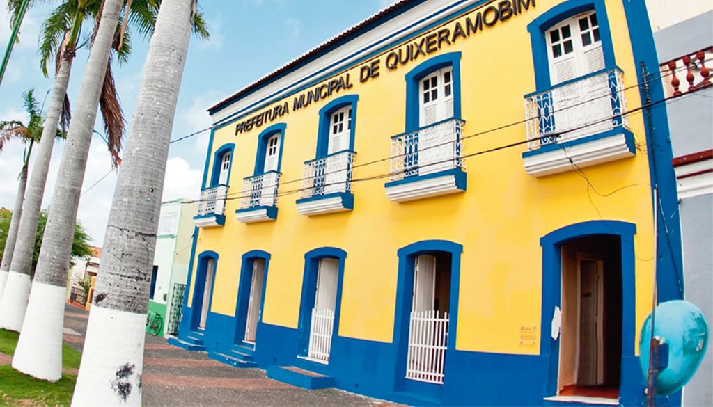 Justiça atende pedido do MP do Ceará e suspende lei que autoriza aumento de salário do prefeito, vice, secretários e procurador do município de Quixeramobim 