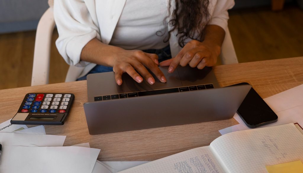 MP do Ceará aciona Justiça para que Prefeitura de Altaneira pague salários atrasados dos servidores municipais  