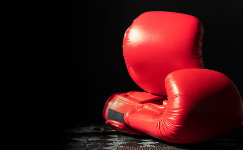 MP do Ceará denuncia ex-secretário municipal de Esporte e organizadores de luta de boxe clandestina após morte de competidor em Jericoacoara  