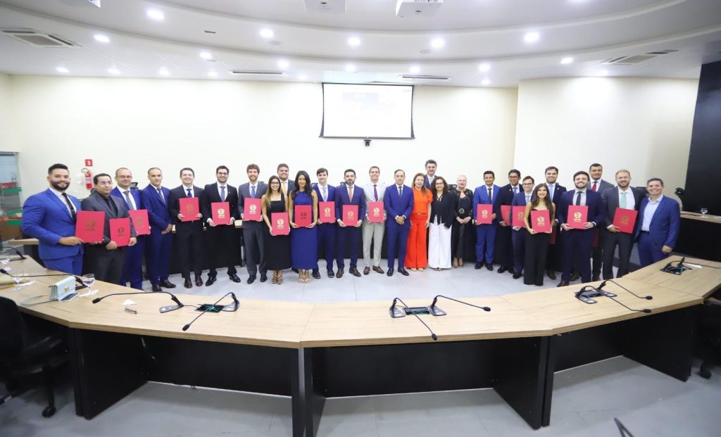 MP do Ceará realiza vitaliciamento de 26 promotores de Justiça e reforça compromisso com legislação e independência funcional