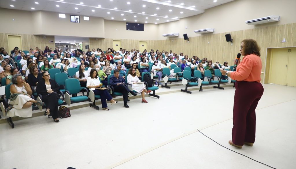 5ª Jornada do Idoso do MP do Ceará leva para Uece discussão sobre invisibilidade e silenciamento das pessoas idosas