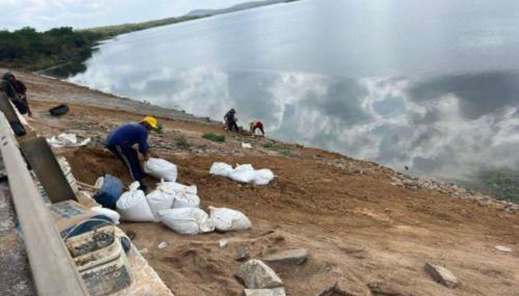 MP do Ceará acompanha manutenção do Açude de Forquilha para garantir segurança da população