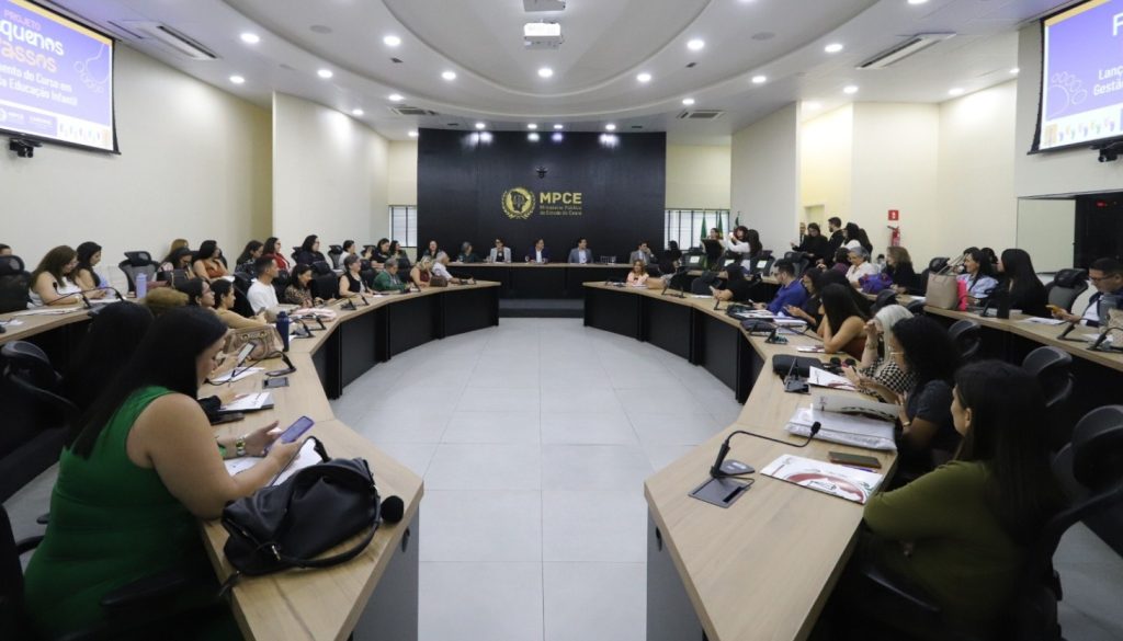 Em parceria com o MEC, MP do Ceará promove curso sobre gestão da Educação Infantil para munícipios que participam do projeto “Pequenos Passos”