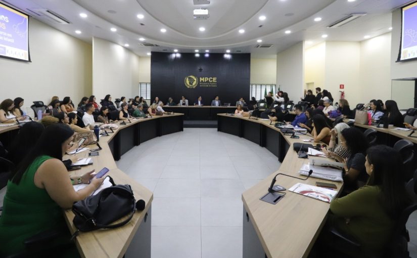 Em parceria com o MEC, MP do Ceará promove curso sobre gestão da Educação Infantil para munícipios que participam do projeto “Pequenos Passos”