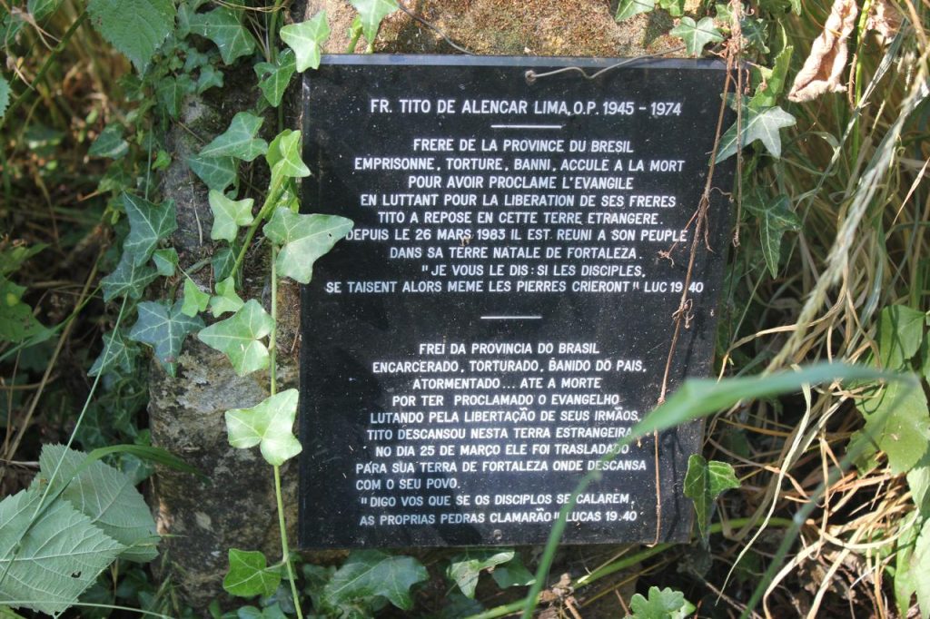 Faleceu aos 29 anos, no exílio na França, em decorrência dos traumas psicológicos causados pelas torturas sofridas