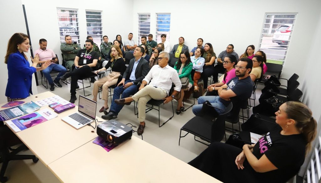 MP do Ceará lança campanha “Eu Respeito o Não” em Aquiraz e debate ações para prevenir e combater violência contra a mulher no carnaval