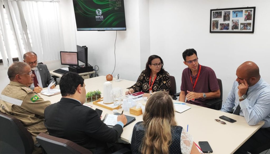 MP do Ceará firma acordo para regularizar entidade religiosa como Instituição de Longa Permanência para Idosos em Fortaleza