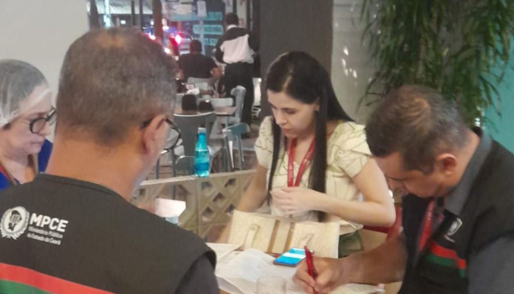 Decon autua 13 estabelecimentos em Fortaleza por descumprirem o protocolo “Não é Não” de enfrentamento à violência contra a mulher