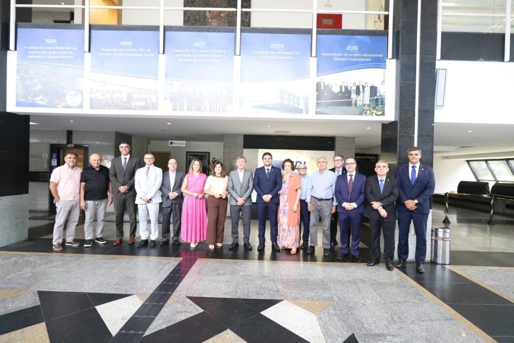 PGJ e membros da Administração Superior do MP do Ceará dialogam com integrantes da CDL Fortaleza para fortalecer ações de interesse social