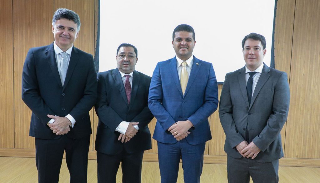 MP do Ceará empossa novos procuradores e promotor de Justiça em solenidade nesta sexta (20)