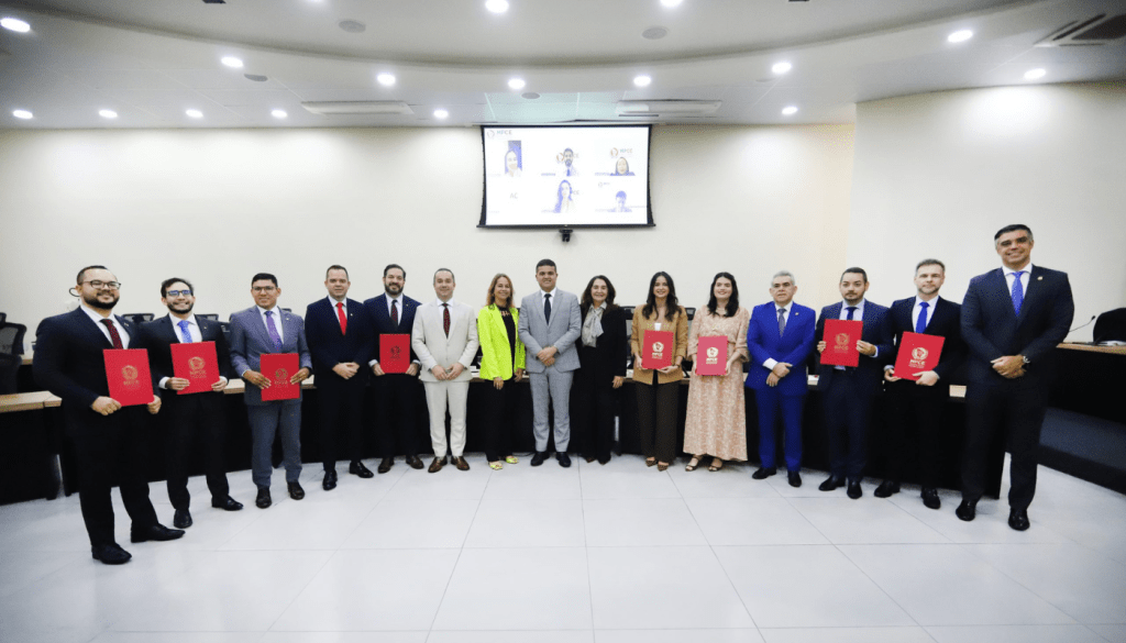 Promotores de Justiça promovidos e removidos iniciam exercício nesta sexta-feira (29)