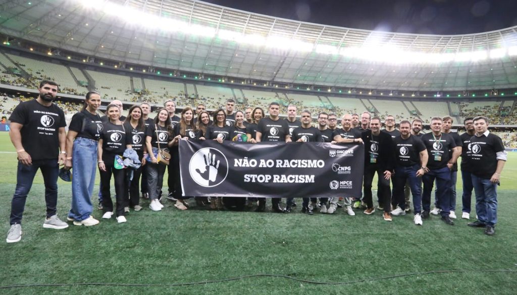 GNCOVE e MP do Ceará lançam campanha “Não ao Racismo” em visita técnica à Arena Castelão durante amistoso do Brasil