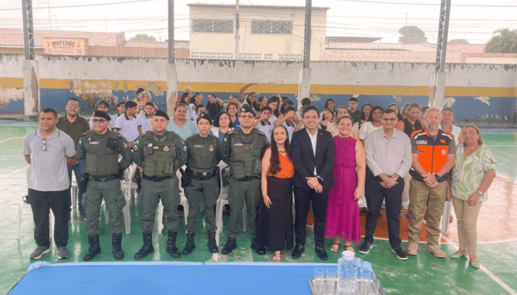 MP do Ceará lança projeto ‘Fala que Salva’ em Pacatuba para orientar estudantes contra o uso de drogas e a influência de organizações criminosas