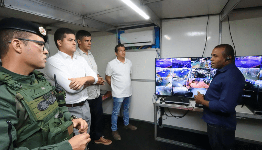 MP visita central de monitoramento da Expocrato 2026 e reforça trabalho conjunto para garantir segurança do público