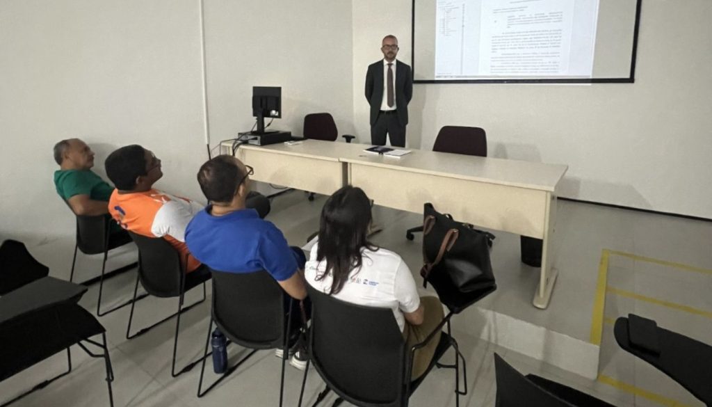 MP do Ceará capacita conselheiros tutelares de Caucaia para fortalecer rede de proteção de crianças e adolescentes