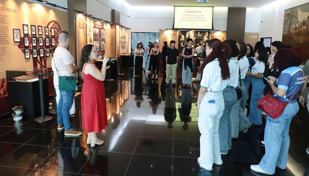 MP do Ceará lança exposição sobre cordel e xilogravura e o papel da arte no combate à violência contra a mulher