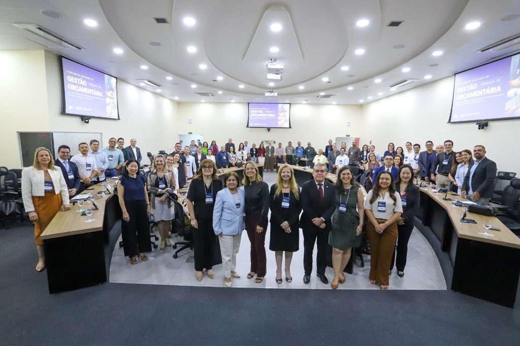 Troca de experiências sobre inovação e controle interno é destaque no segundo dia do Encontro Nacional de Gestão Orçamentária no MP do Ceará