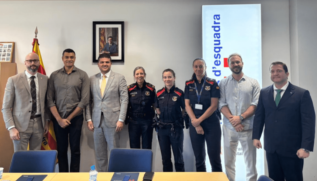 MP do Ceará estreita diálogo e troca experiências com Polícia da Catalunha, na Espanha