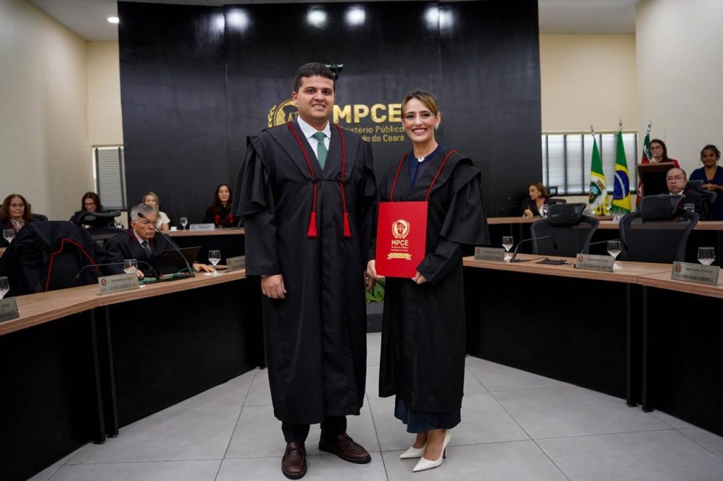 MP do Ceará empossa nova promotora de Justiça em sessão solene nesta terça (13)
